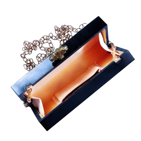 Resin Design Clutch