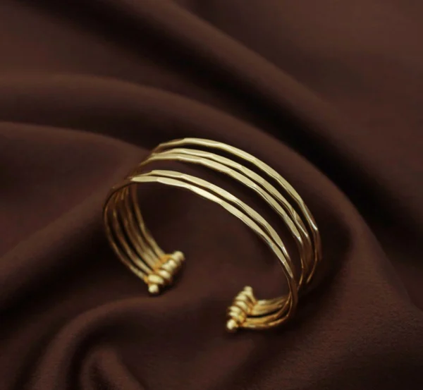 Brass Round Bangle